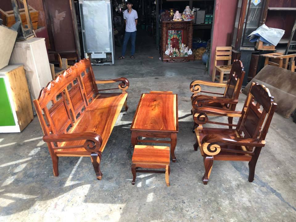 Bàn ghế cũ phòng khách gỗ cẩm lai tại Siêu Thị Đồ Cũ Hoài Lương