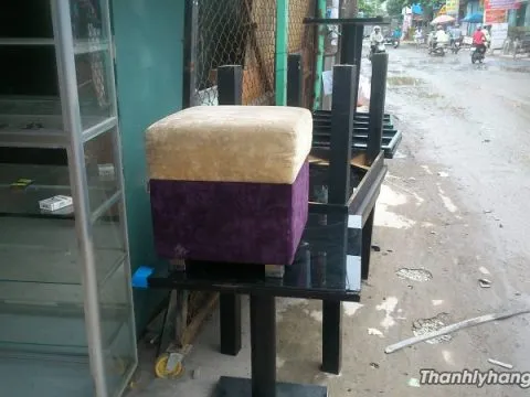 Thanh lý ghế sofa đôn mới 95%