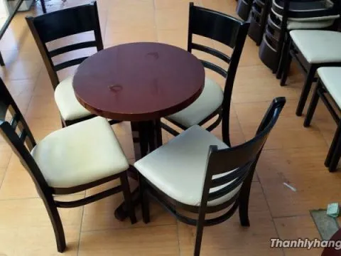 Thanh lý bàn ghế cafe 0679 - Thanh lý bàn ghế cafe 0679