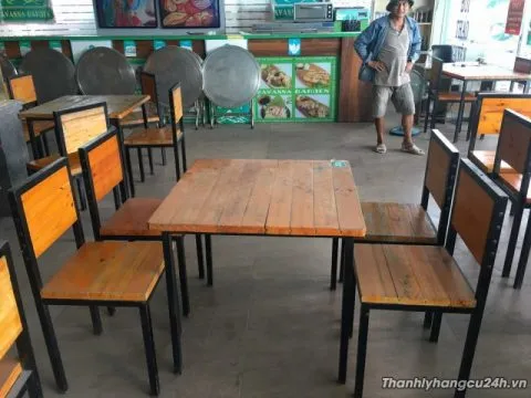 Bàn ghế gỗ thông thanh lý - Bàn ghế gỗ thông thanh lý