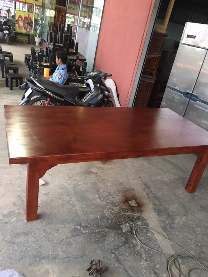 Bàn ăn 10 người
