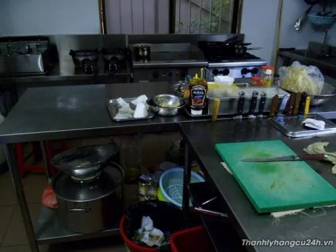 Thanh lý bàn inox nhà hàng