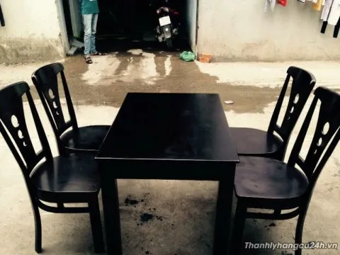 Thanh lý bàn ghế gỗ nhà hàng mới 90% - Thanh lý bàn ghế gỗ nhà hàng mới 90%