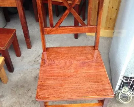 ghế gỗ tự nhiên