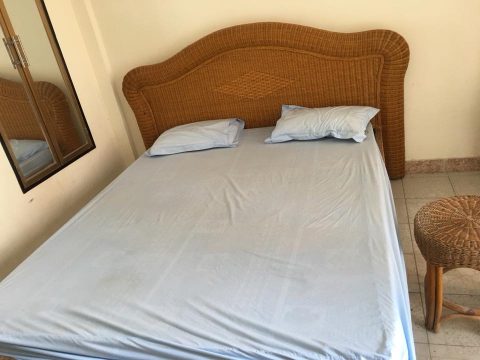 Giường đôi khách sạn