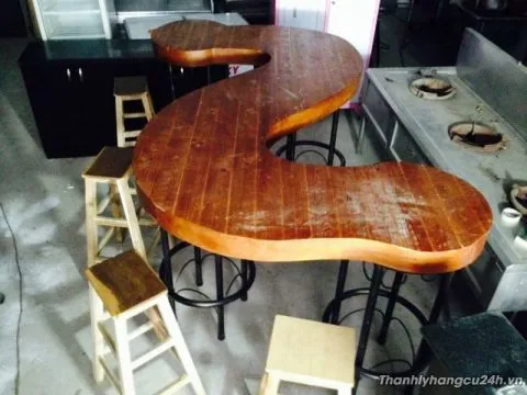 Bàn ghế quán cafe