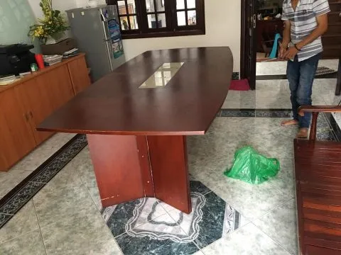 Bàn họp thanh lý tại TPHCM