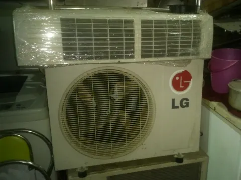 Thanh lý máy lạnh LG 1,5hp và 2.0hp
