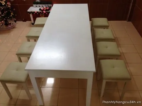 thanh lý bộ bàn ăn 8 ghế nệm trắng