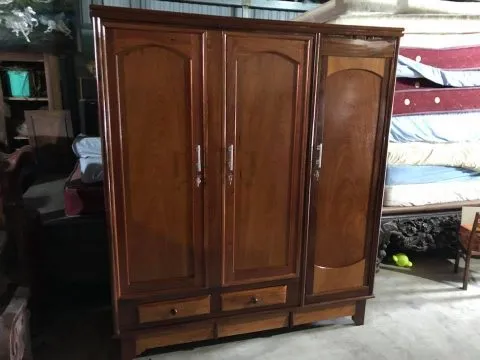 tủ quần áo thanh lý gỗ cầm - tủ quần áo thanh lý gỗ cầm