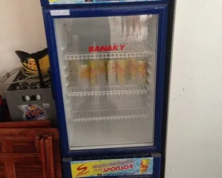 tủ mát SANAKY