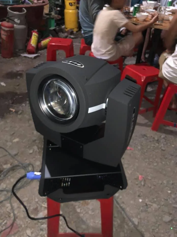 đèn sân khấu thanh lý