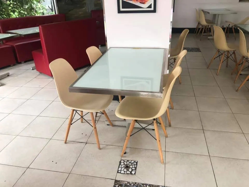 bàn ghế quán ăn thanh lý