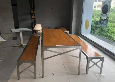 Nhu cầu mua bàn ghế thanh lý tại TPHCM cao