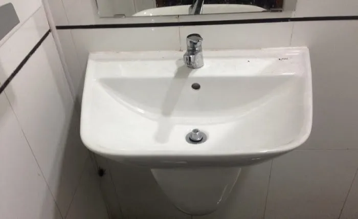 Thanh lý khách sạn, nhà hàng với nhiều đồ dùng khác nhau Thanh lý khách sạn, nhà hàng với nhiều đồ dùng khác nhau