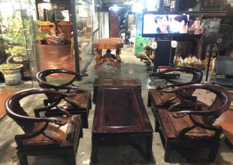 Bàn ghế thanh lý có mức giá hấp dẫn