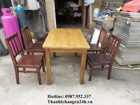 Thanh lý bàn ăn 4 ghế gỗ