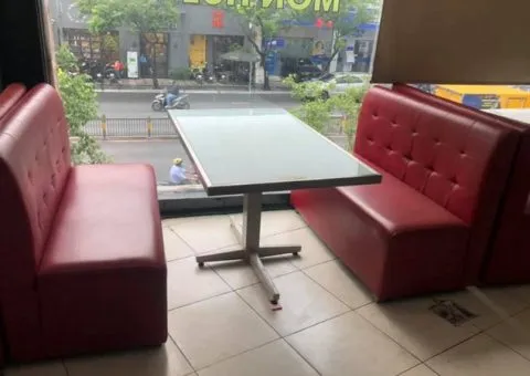 Chọn bàn ghế có thương hiệu