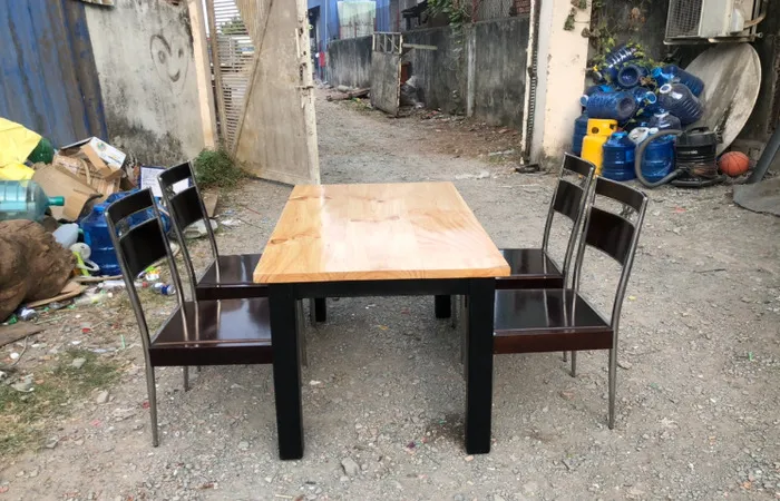 Bàn ghế quán ăn thanh lý