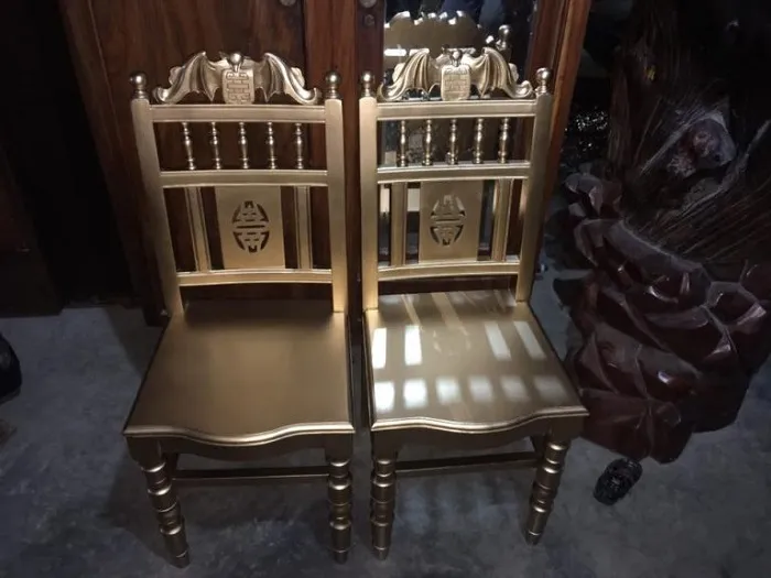Thanh lý ghế gỗ kiểu xưa Thanh lý ghế gỗ kiểu xưa