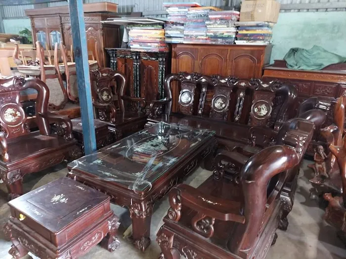 Chợ thanh lý đồ cũ