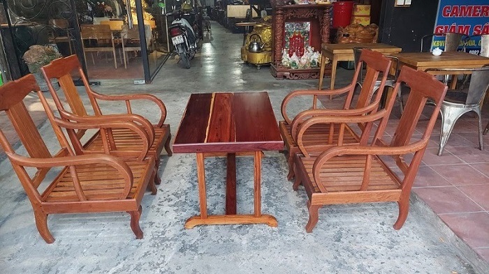 Mua bàn ghế gỗ cũ tại siêu thị đồ cũ Hoài Lương